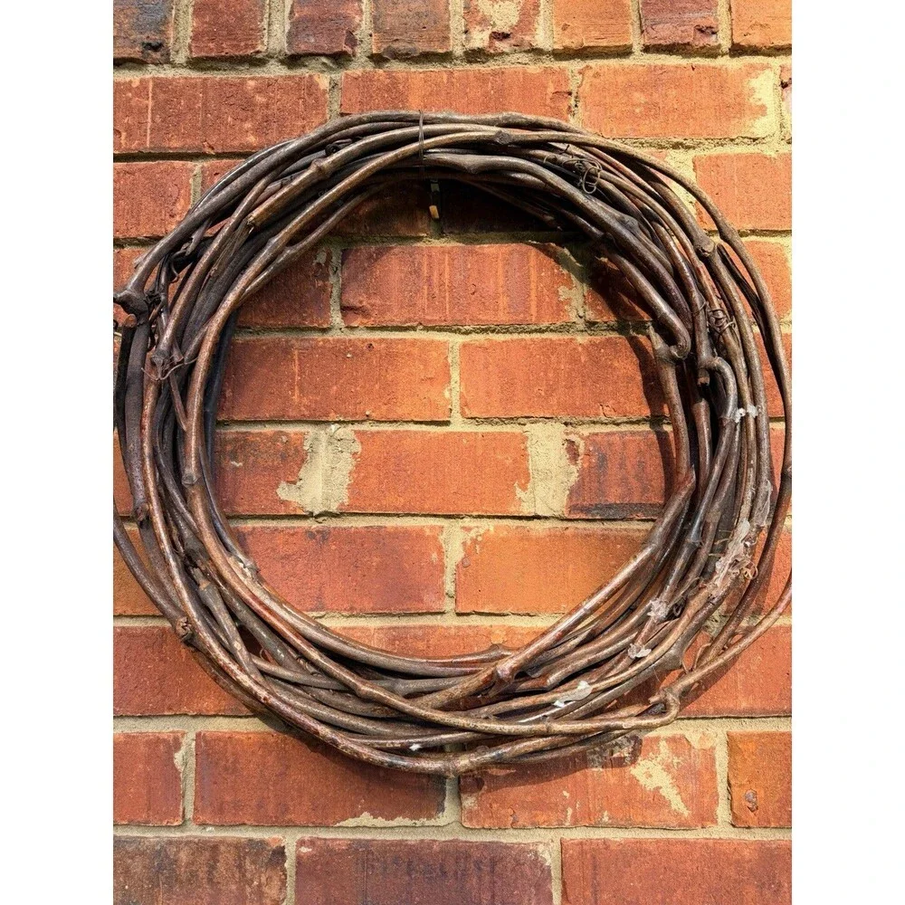Natural Grapevine Wreath, 18” 2.2In